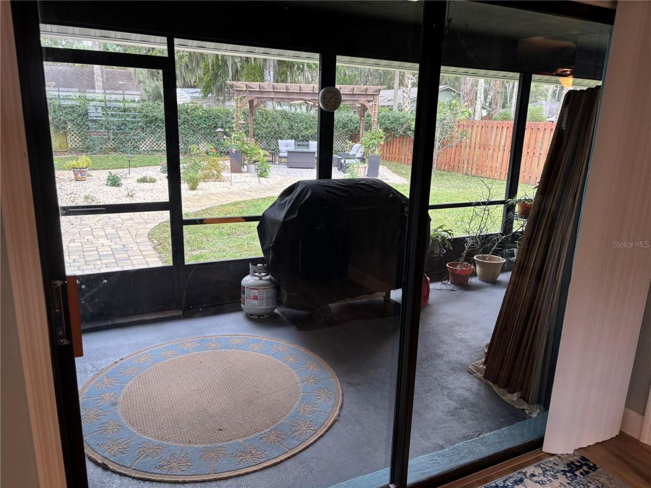 Photo 10 of 20