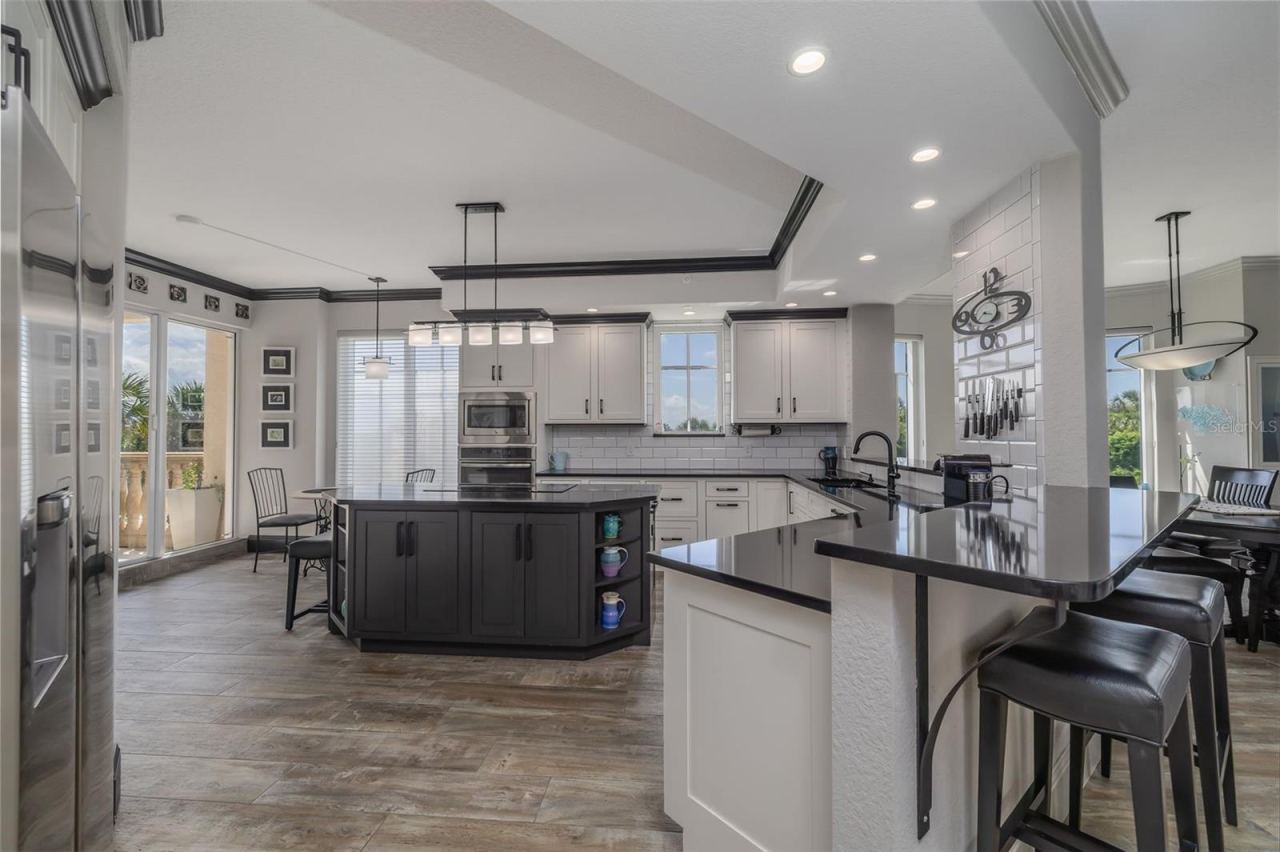 Photo 3 of 20: Gourmet chefs kitchen!