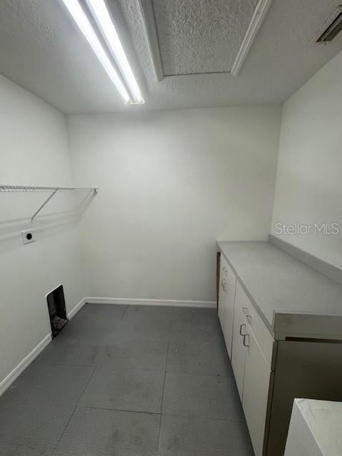 Photo 17 of 20: LAUNDRYROOM