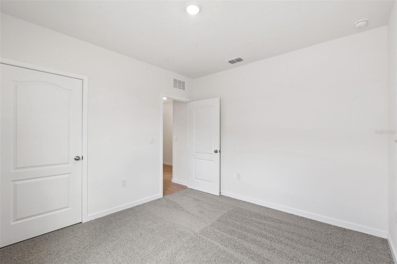 Photo 14 of 20