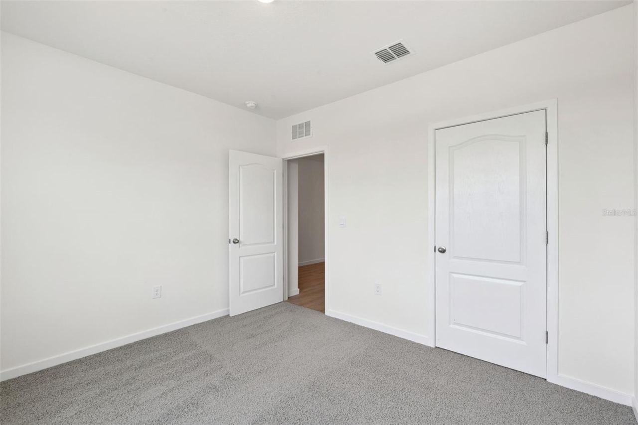 Photo 17 of 20