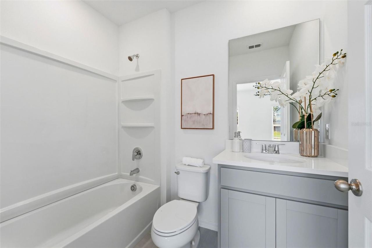 Photo 5 of 20: Guest Bath