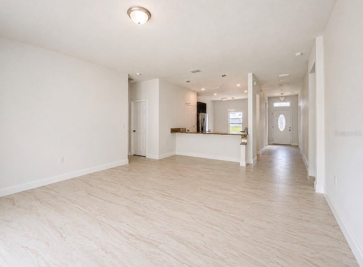 Photo 7 of 20: model home photo 1780 Converse Ct Deltona