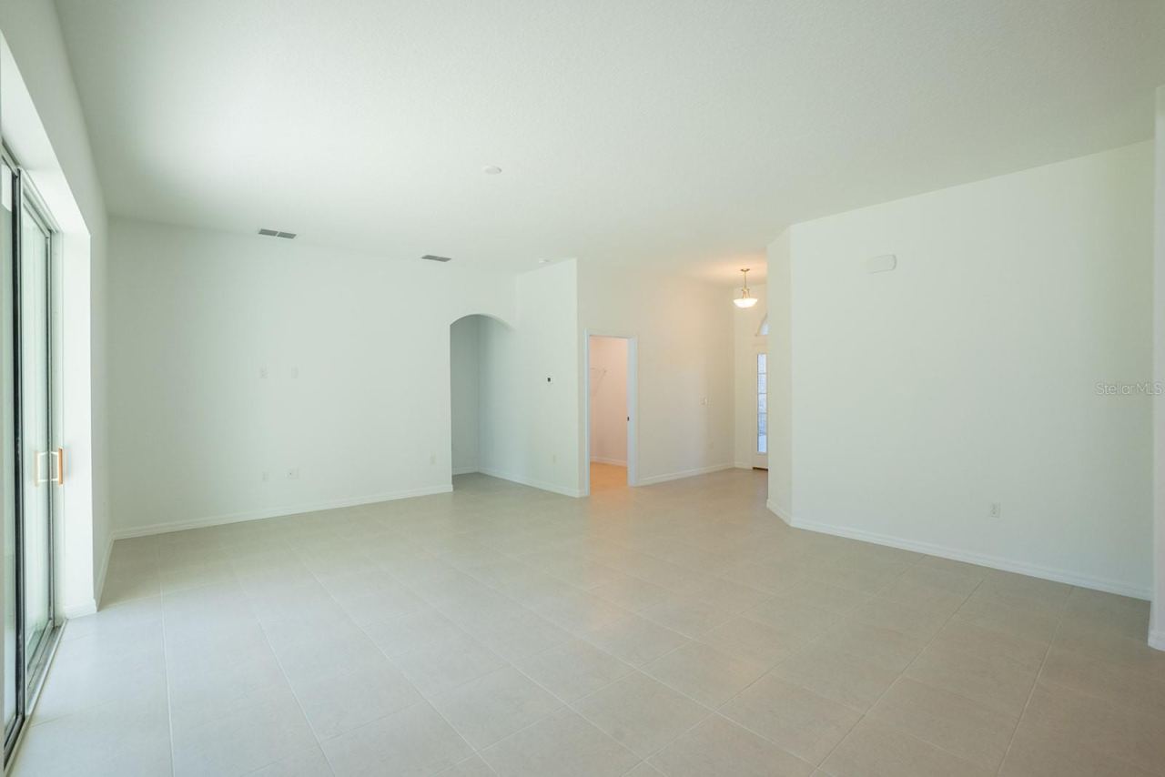 Photo 5 of 20: Great Room