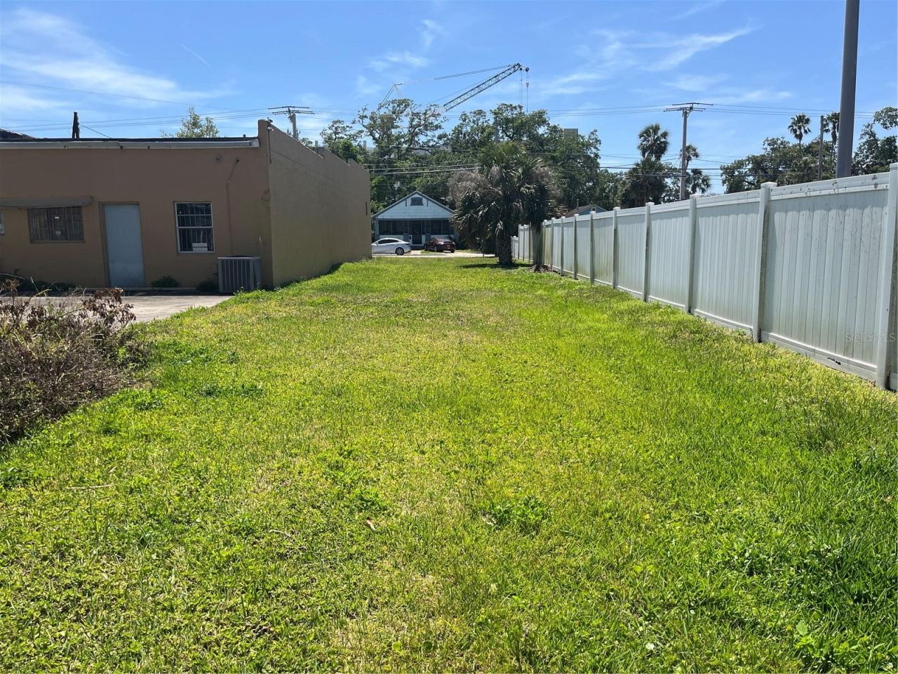 Photo 3 of 5: view from rear