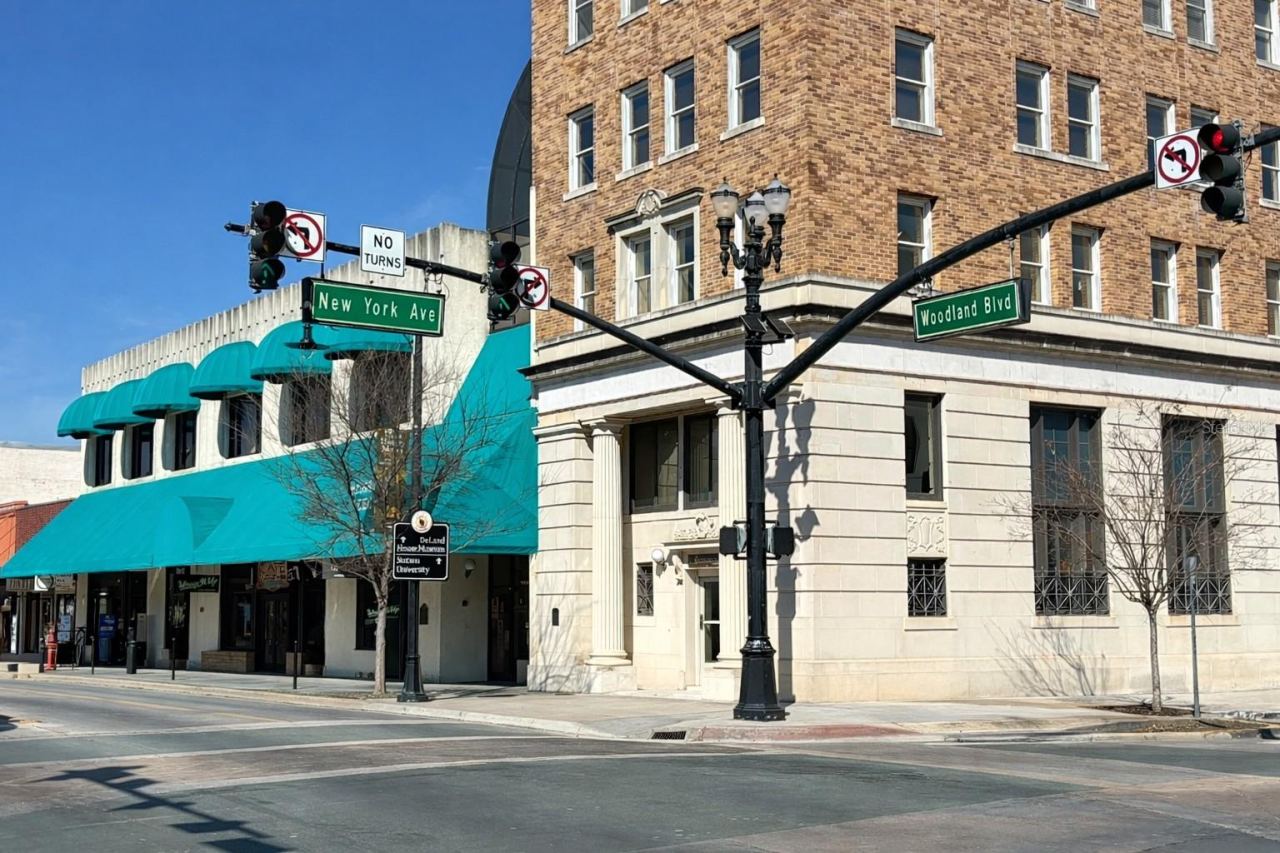 Photo 10 of 13: Historic Downtown Deland