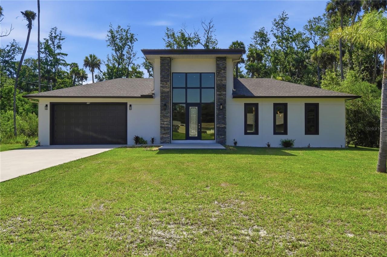 Photo 1 of 20: 118 Blare Dr is where modern elegance meets luxury and privacy.