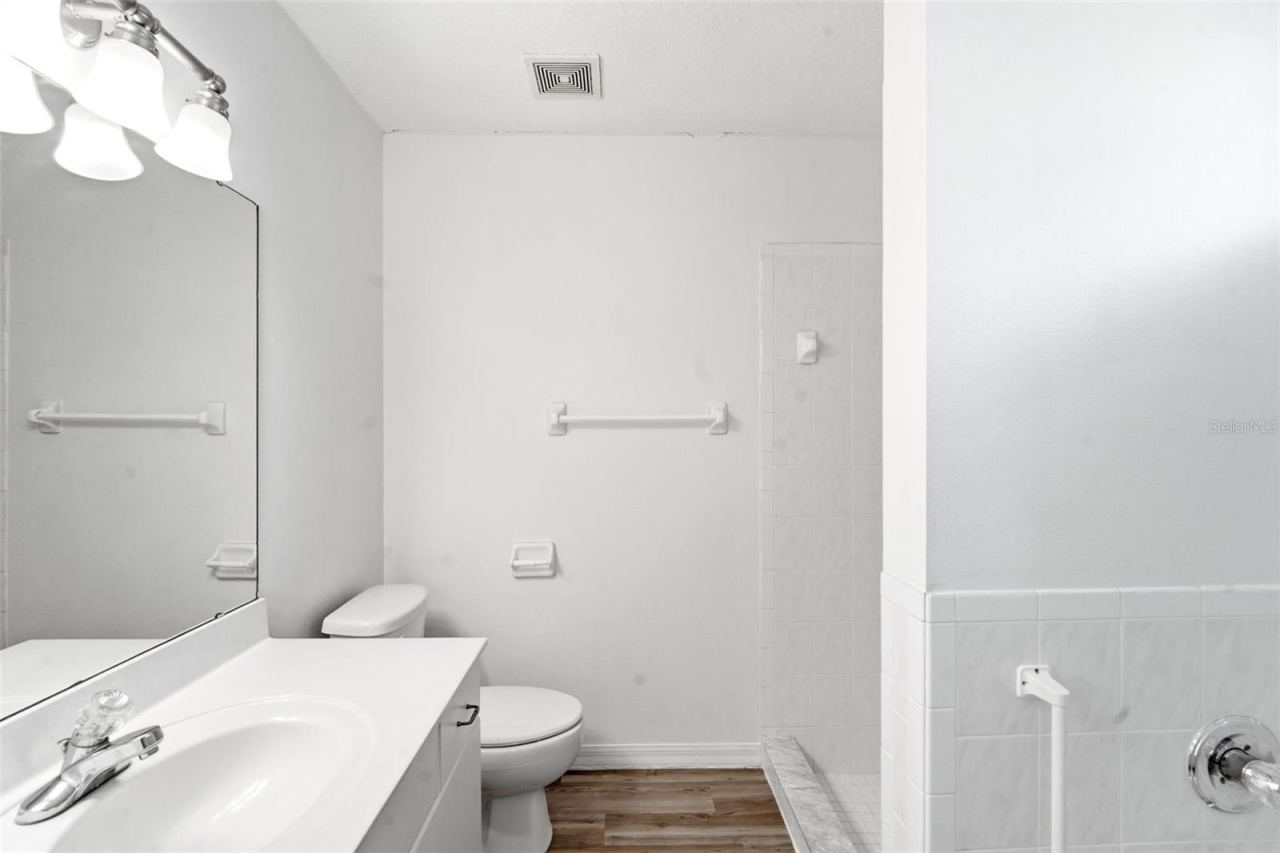 Photo 20 of 20