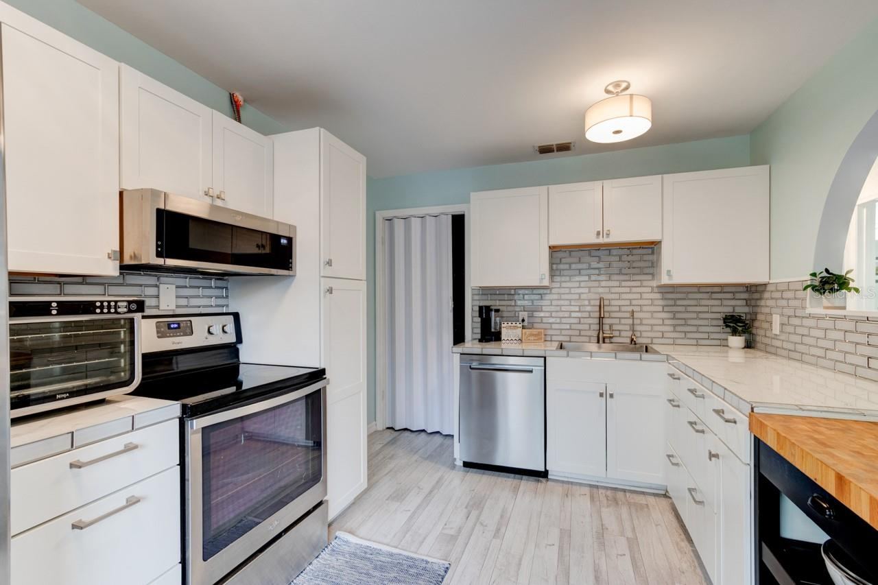 Photo 5 of 20