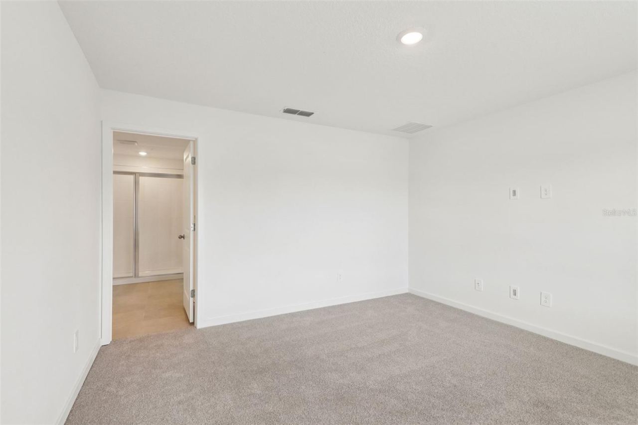 Photo 8 of 10: Photo is not of the actual home, but is an inspirational photo of builder’s model home and may depict options, furnishings, and/or decorator features that are not included