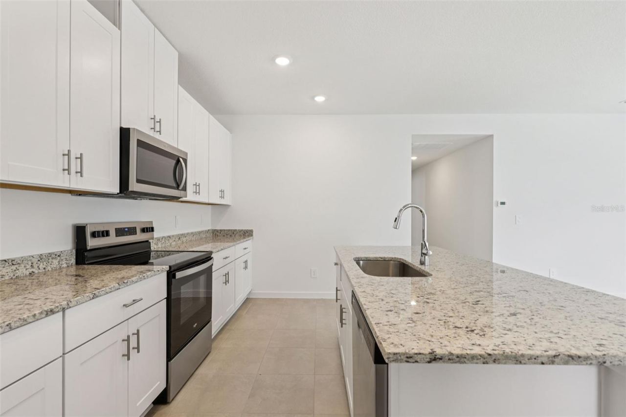 Photo 5 of 10: Photo is not of the actual home, but is an inspirational photo of builder’s model home and may depict options, furnishings, and/or decorator features that are not included