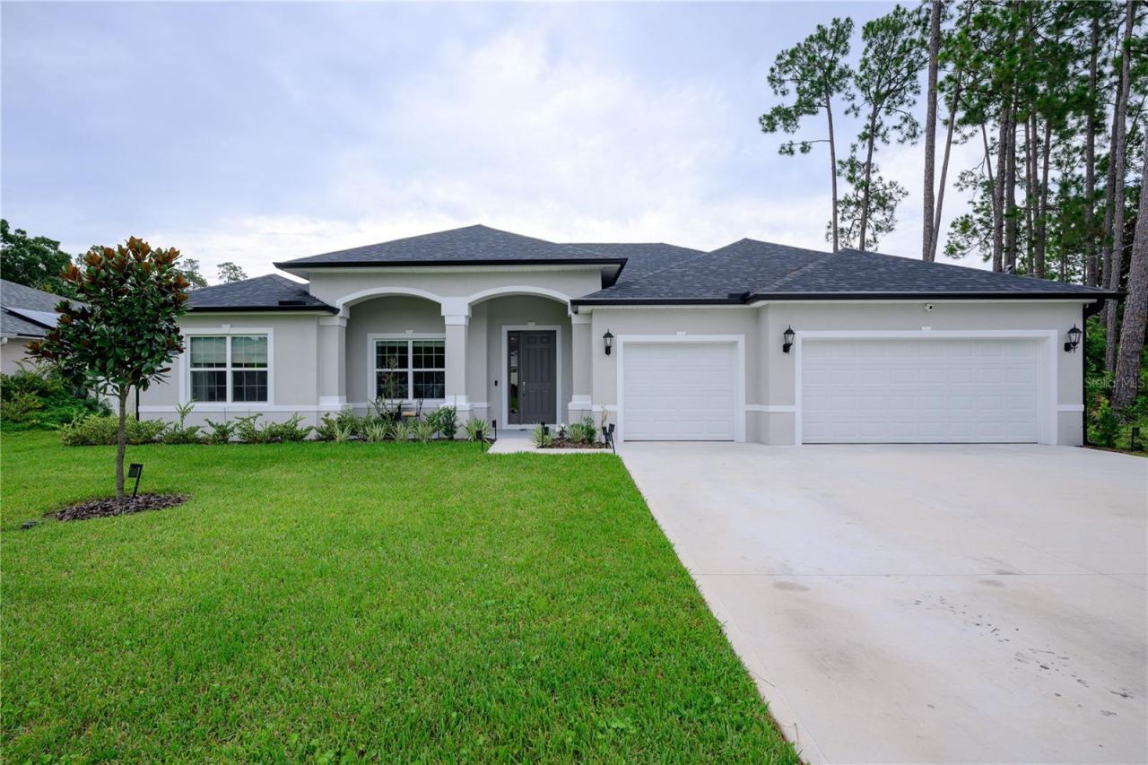 Photo 1 of 20: 3beds+den/2baths/3car POOL/SPA home
