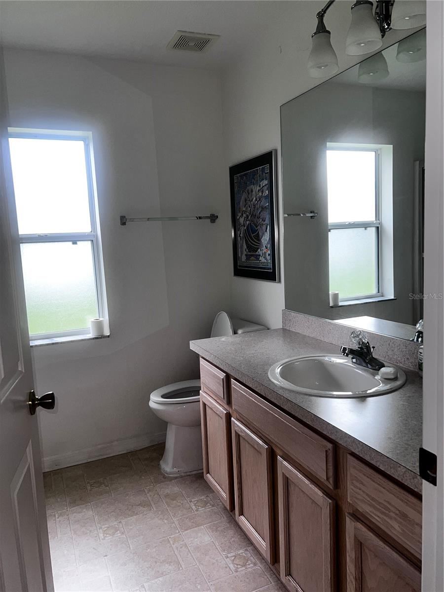 Photo 11 of 20