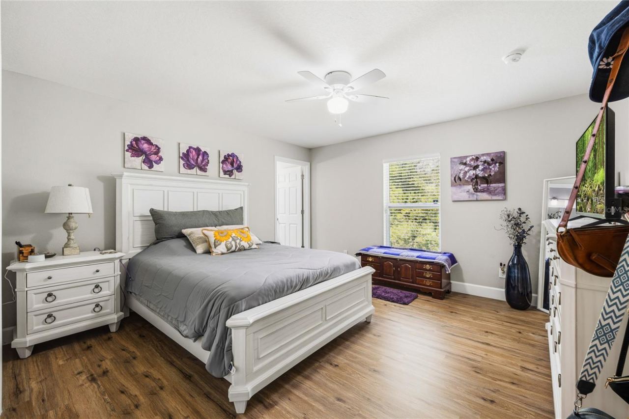 Photo 10 of 20: Primary Bedroom