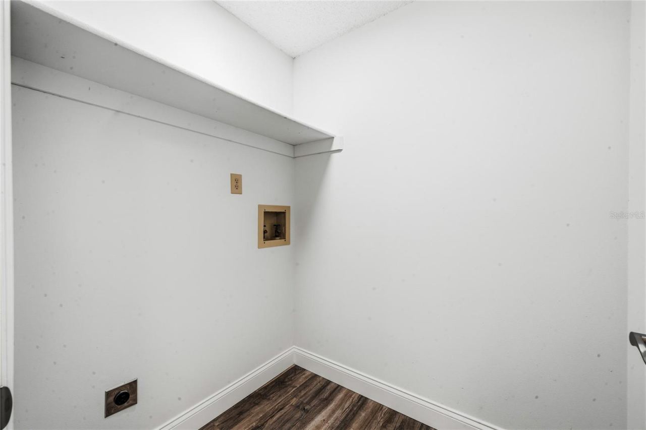 Photo 13 of 20