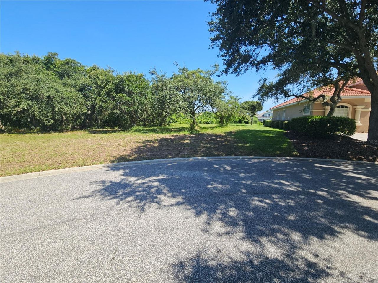 Photo 7 of 20