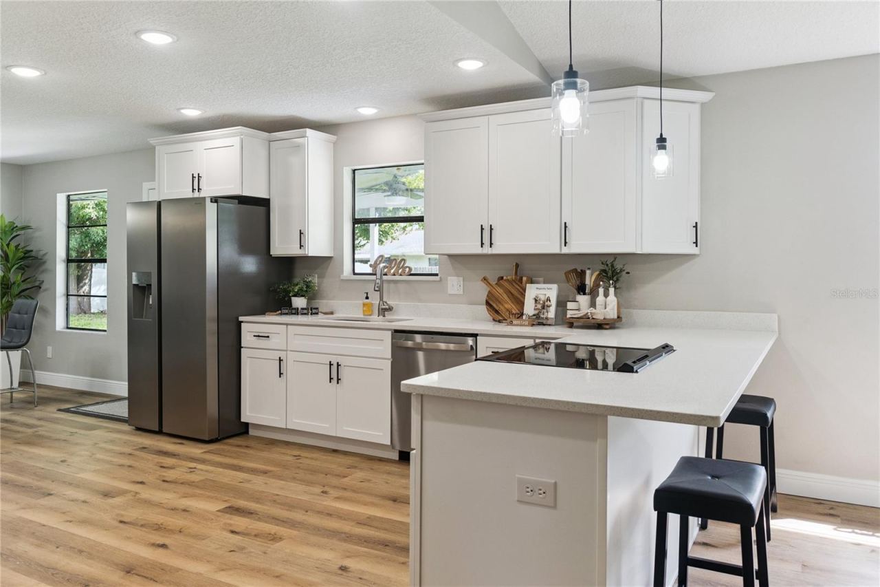Photo 9 of 20: Kitchen