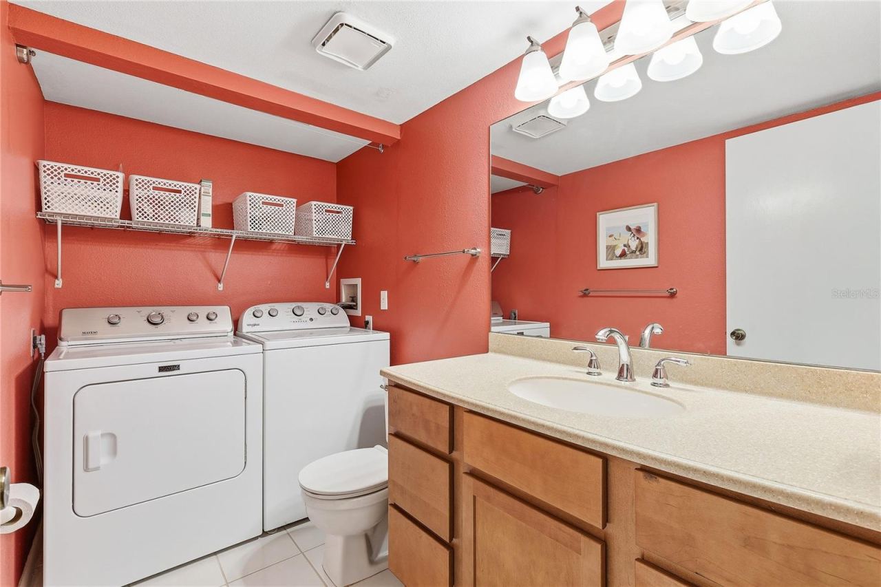 Photo 17 of 20: Laundry & Downstairs Bath room