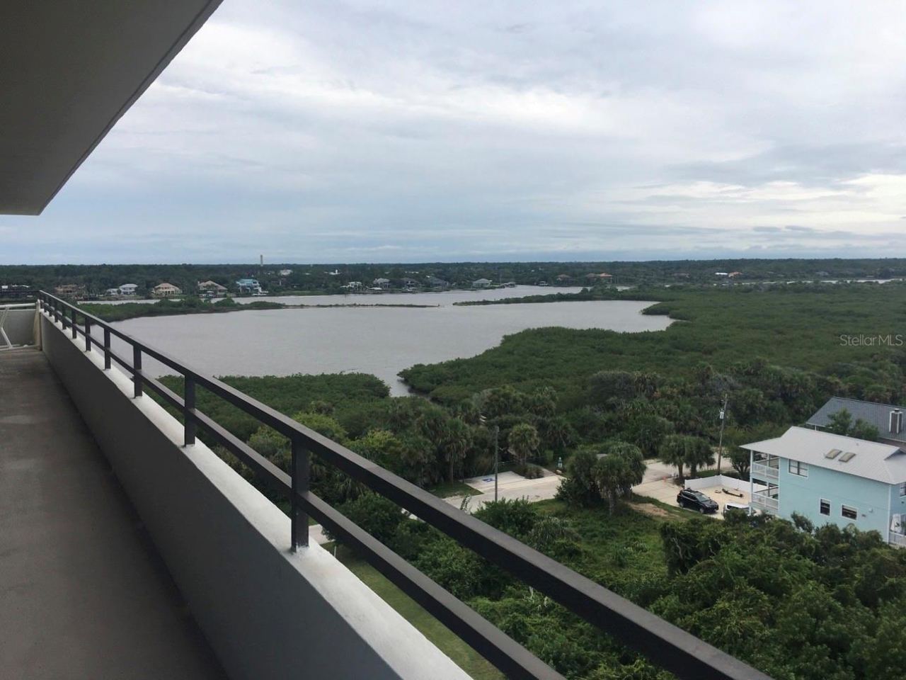 Photo 18 of 20