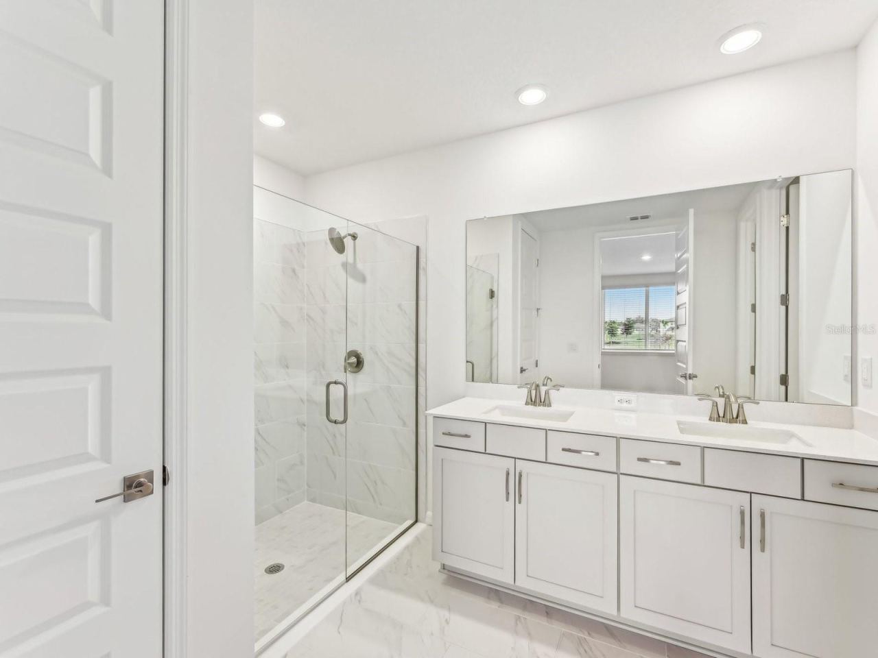 Photo 13 of 20: Photo is not of the actual home, but is an inspirational photo of builder’s model home and may depict options, furnishings, and/or decorator features that are not included