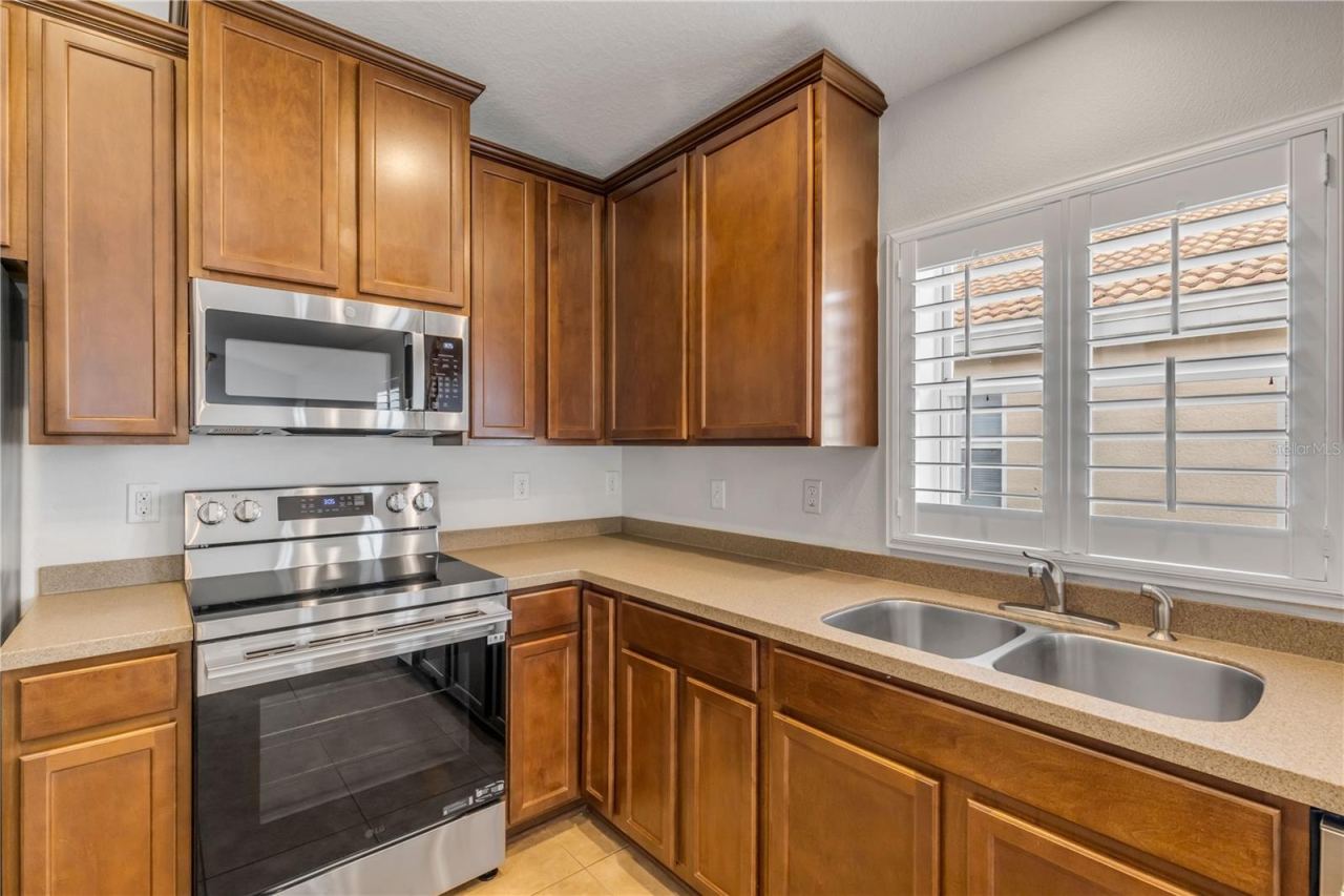 Photo 17 of 20