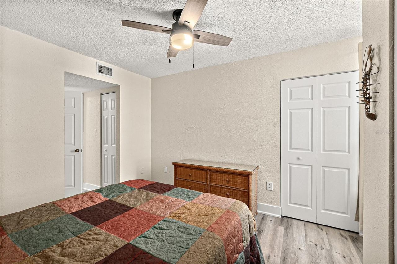 Photo 19 of 20