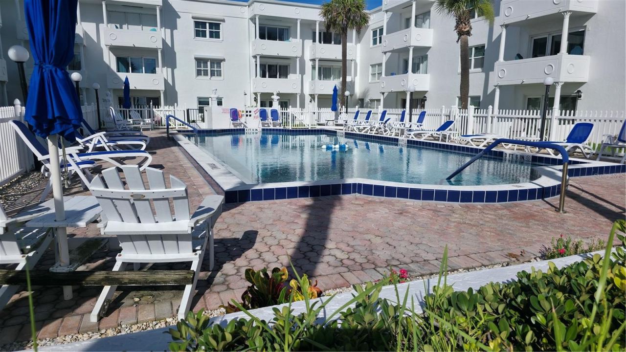Photo 16 of 20: Community Pool