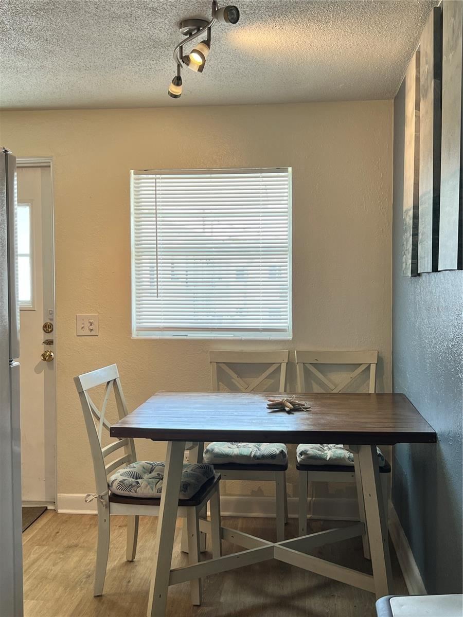 Photo 10 of 20