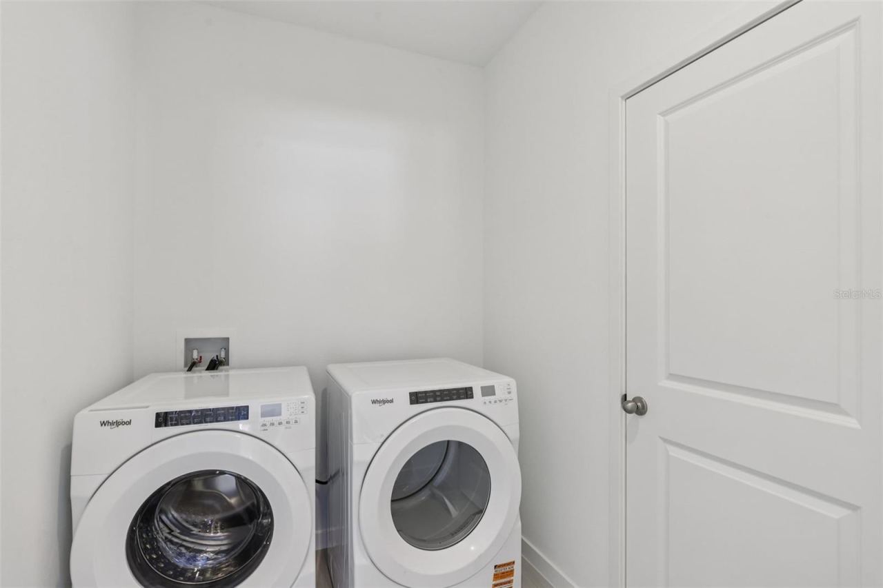 Photo 14 of 20: The interior photos are of another home with the same floor plan and interior finishes. Some details may vary