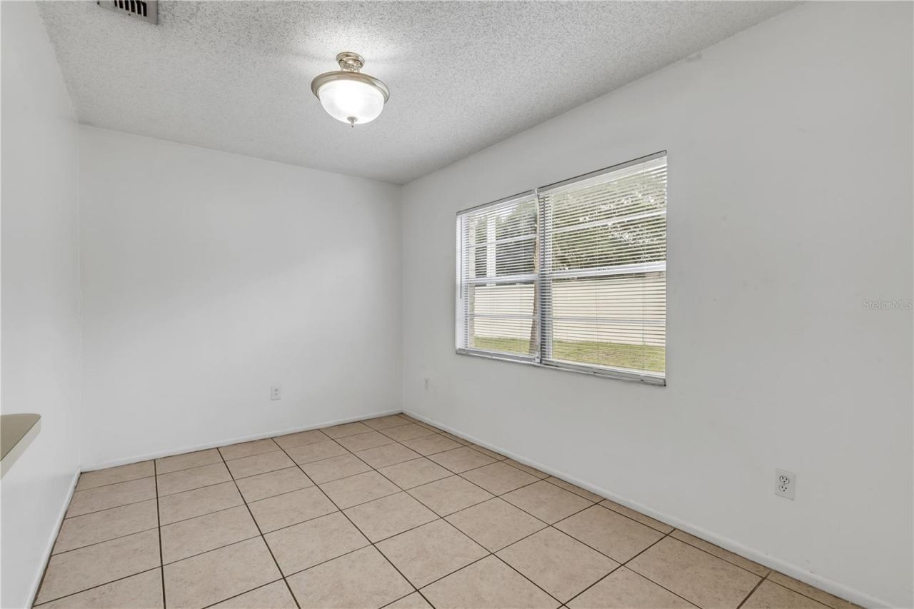 Photo 10 of 20