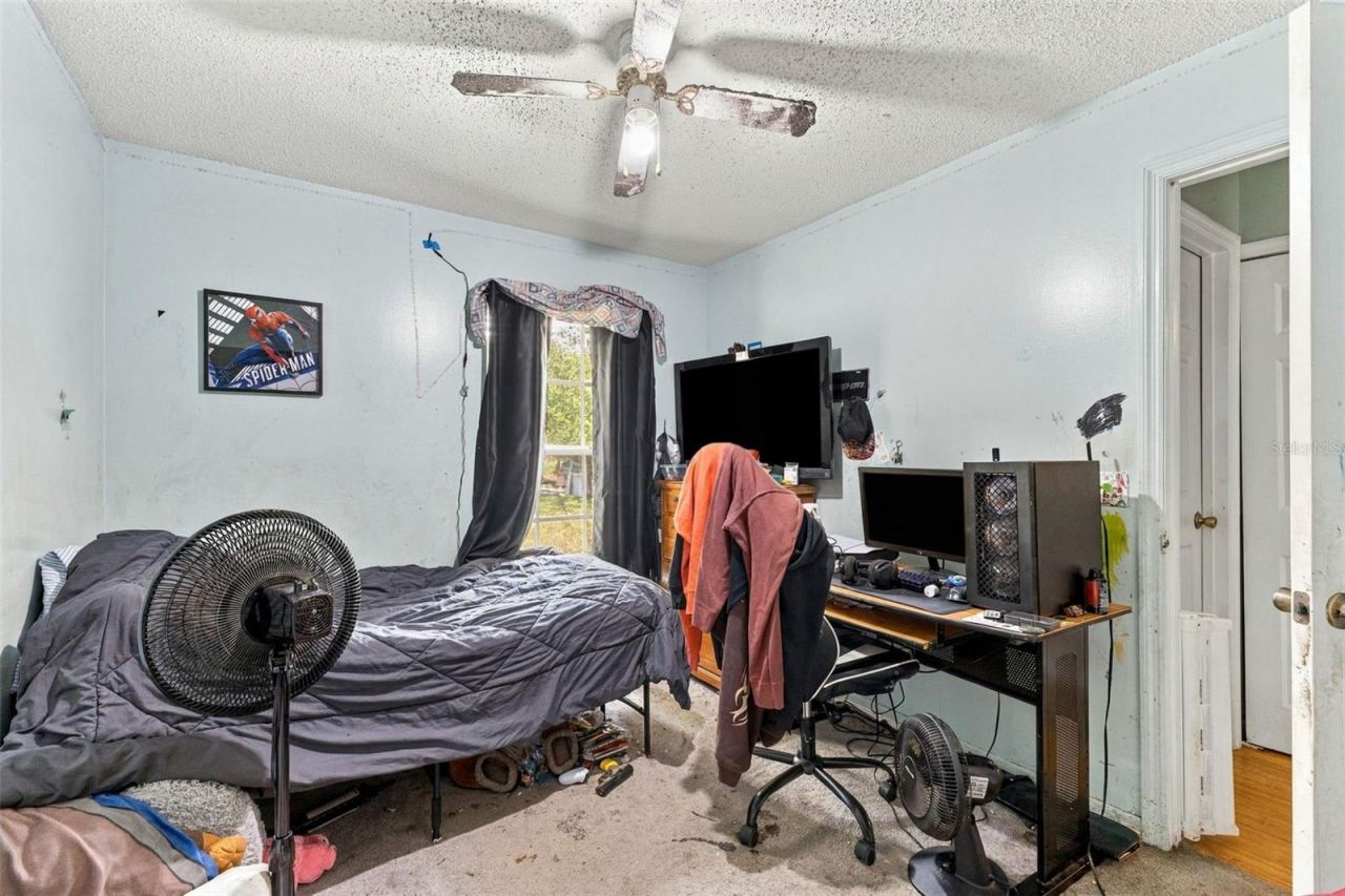 Photo 19 of 20