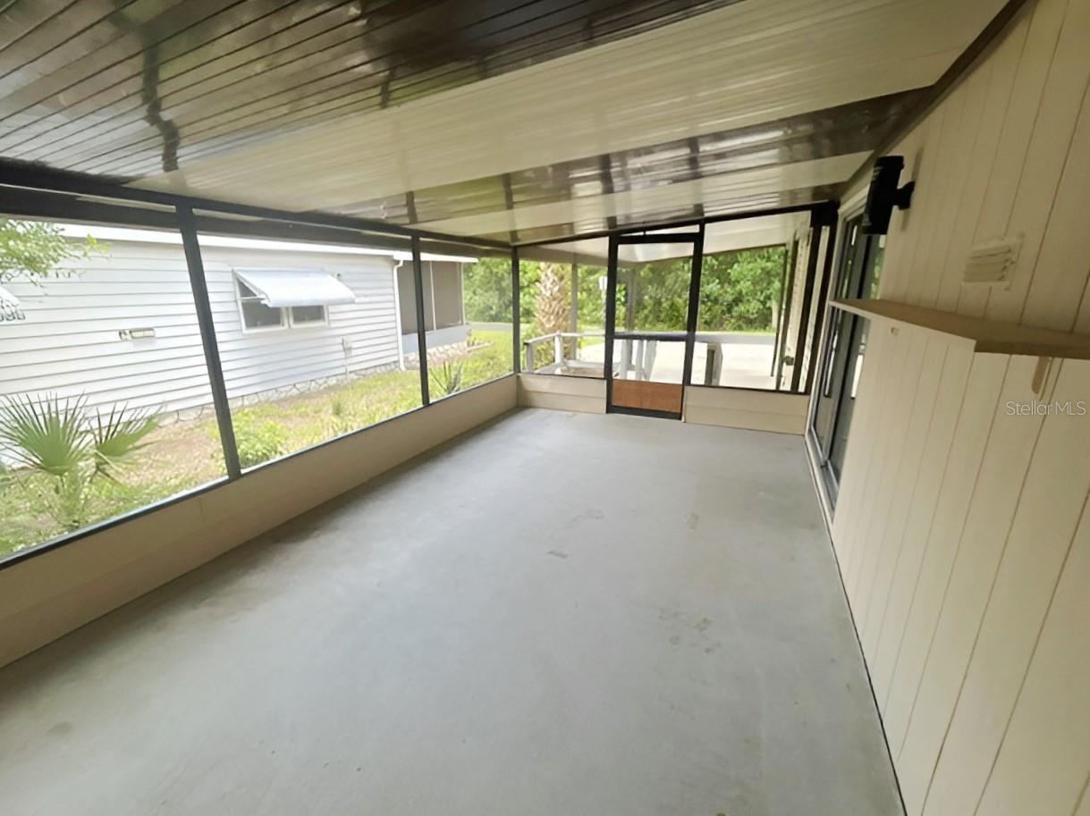 Photo 4 of 20