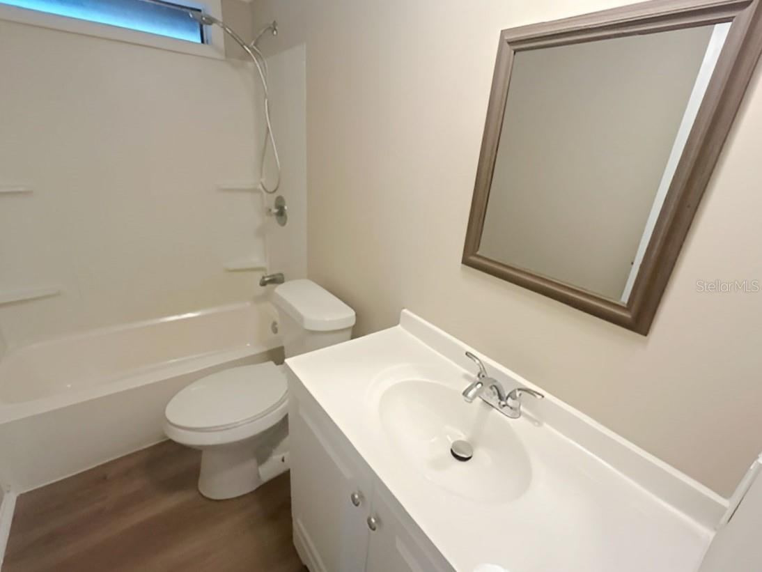 Photo 11 of 20