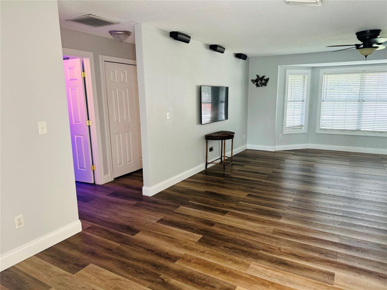 Photo 5 of 20: from sliders looking towards front and left is 2 bedrooms and guest bathroom