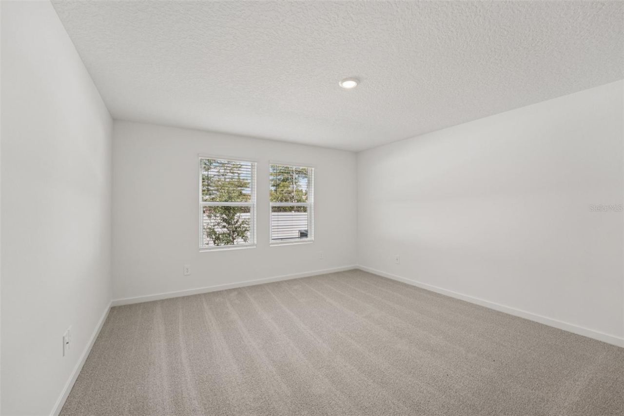 Photo 16 of 20: The interior photos are of another home with the same floor plan and interior finishes. Some details may vary