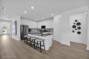 Photo 9 of 20: Photos are of a model home and are for representation purposes only. Actual home may differ in floor plan features, design options, finishes, colors, and included items.