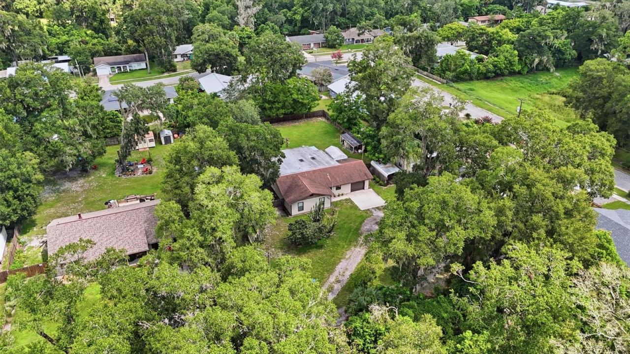 Photo 5 of 20: FRONT AERIAL VIEW