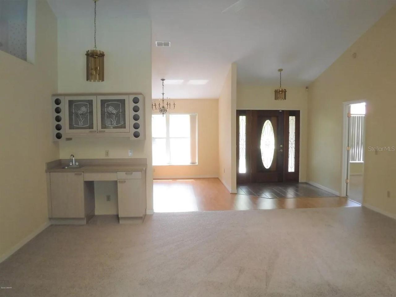 Photo 8 of 20