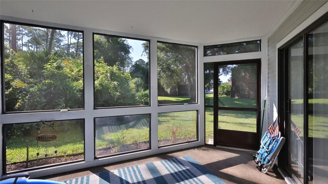 Photo 10 of 20: Screened/ Glass Patio