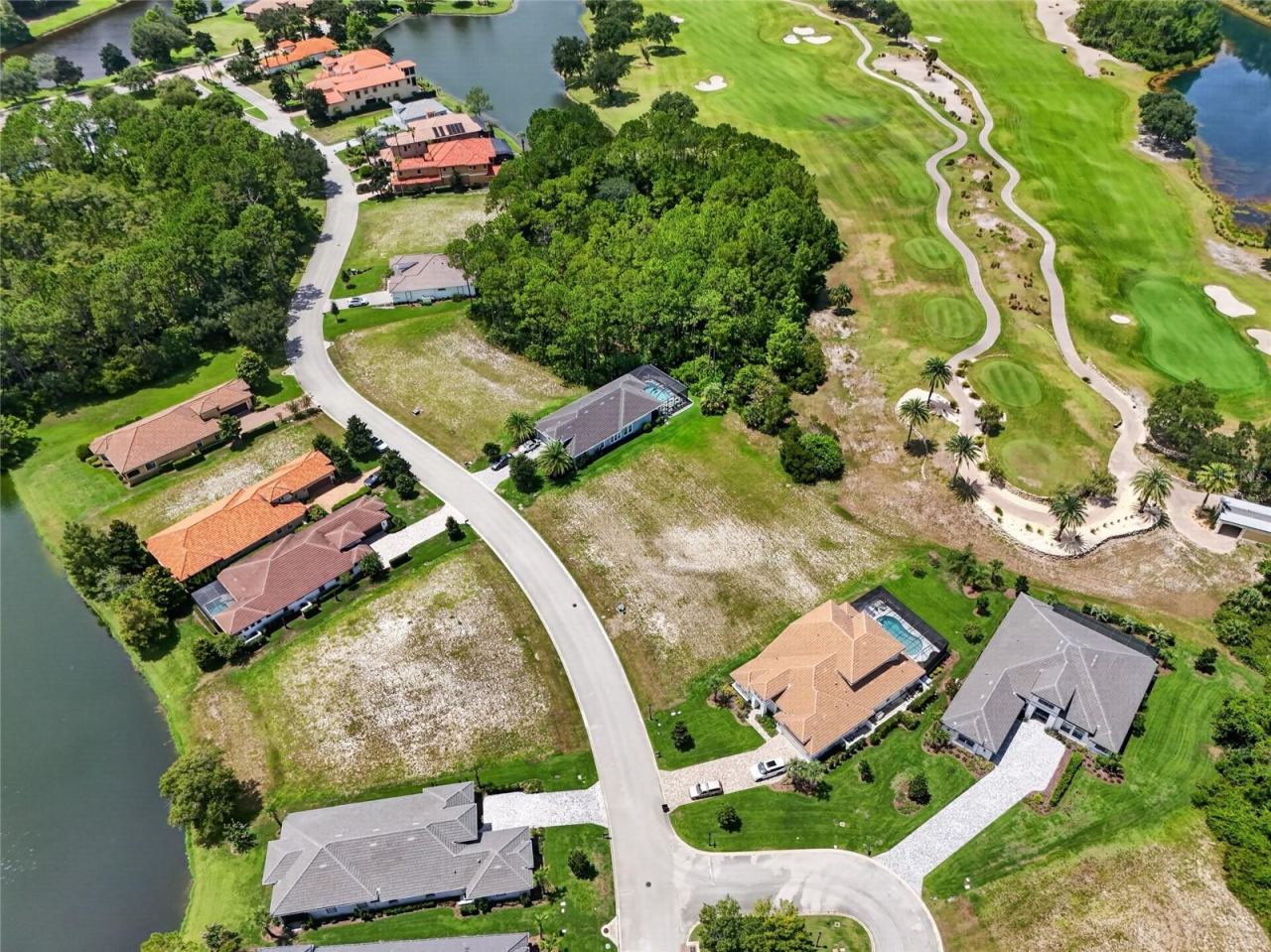 Photo 20 of 20: ot lines are approximate