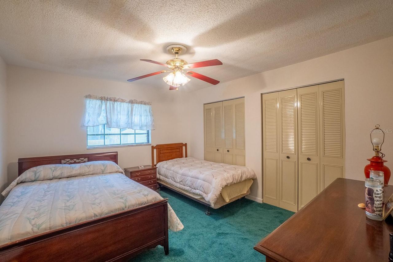 Photo 19 of 20