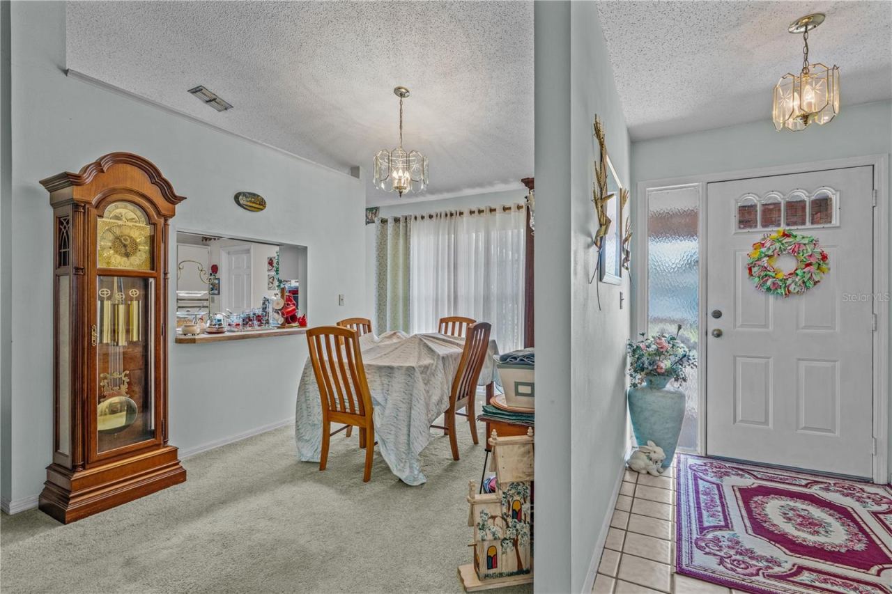 Photo 8 of 20: Dining area