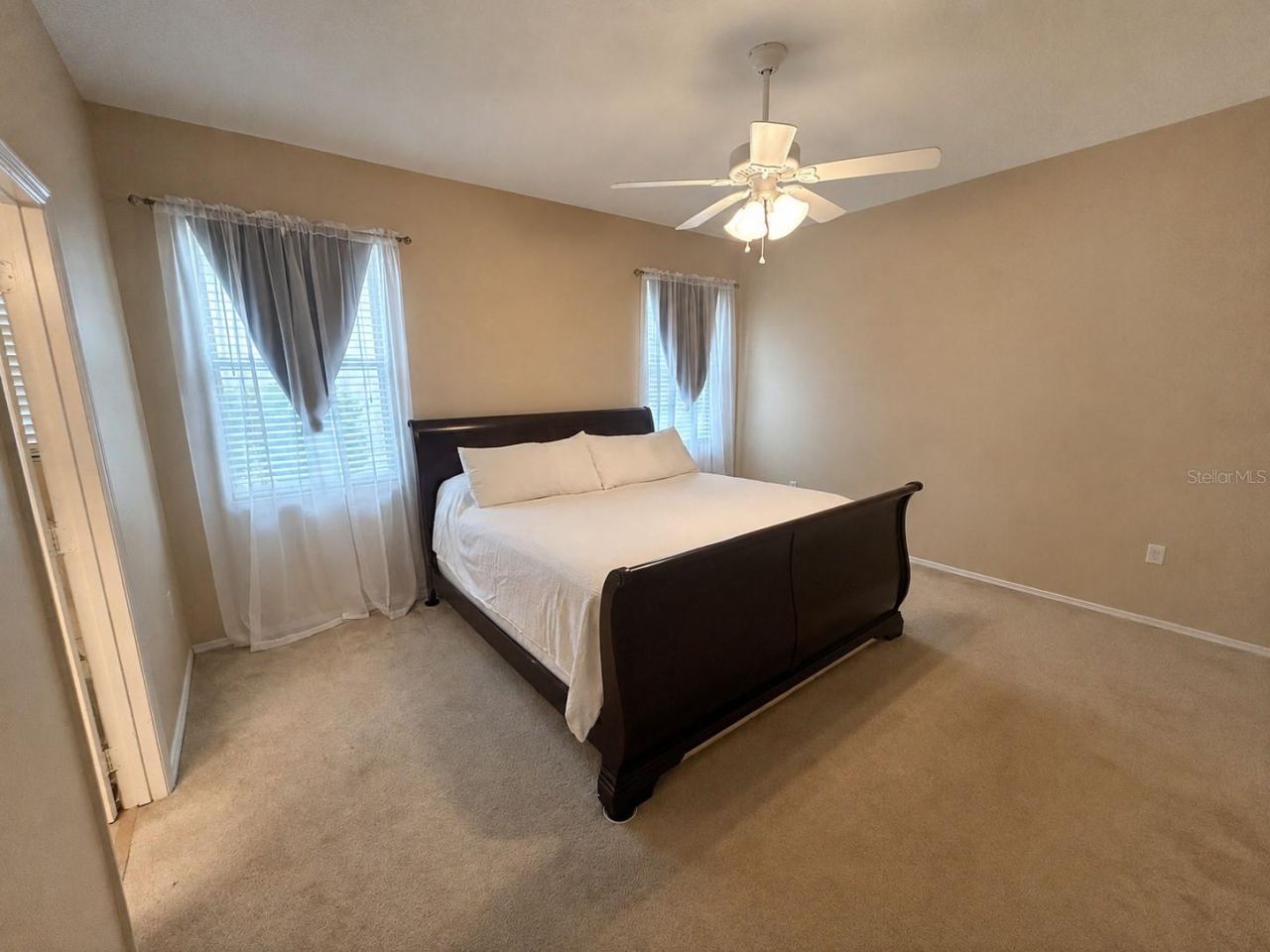 Photo 11 of 20