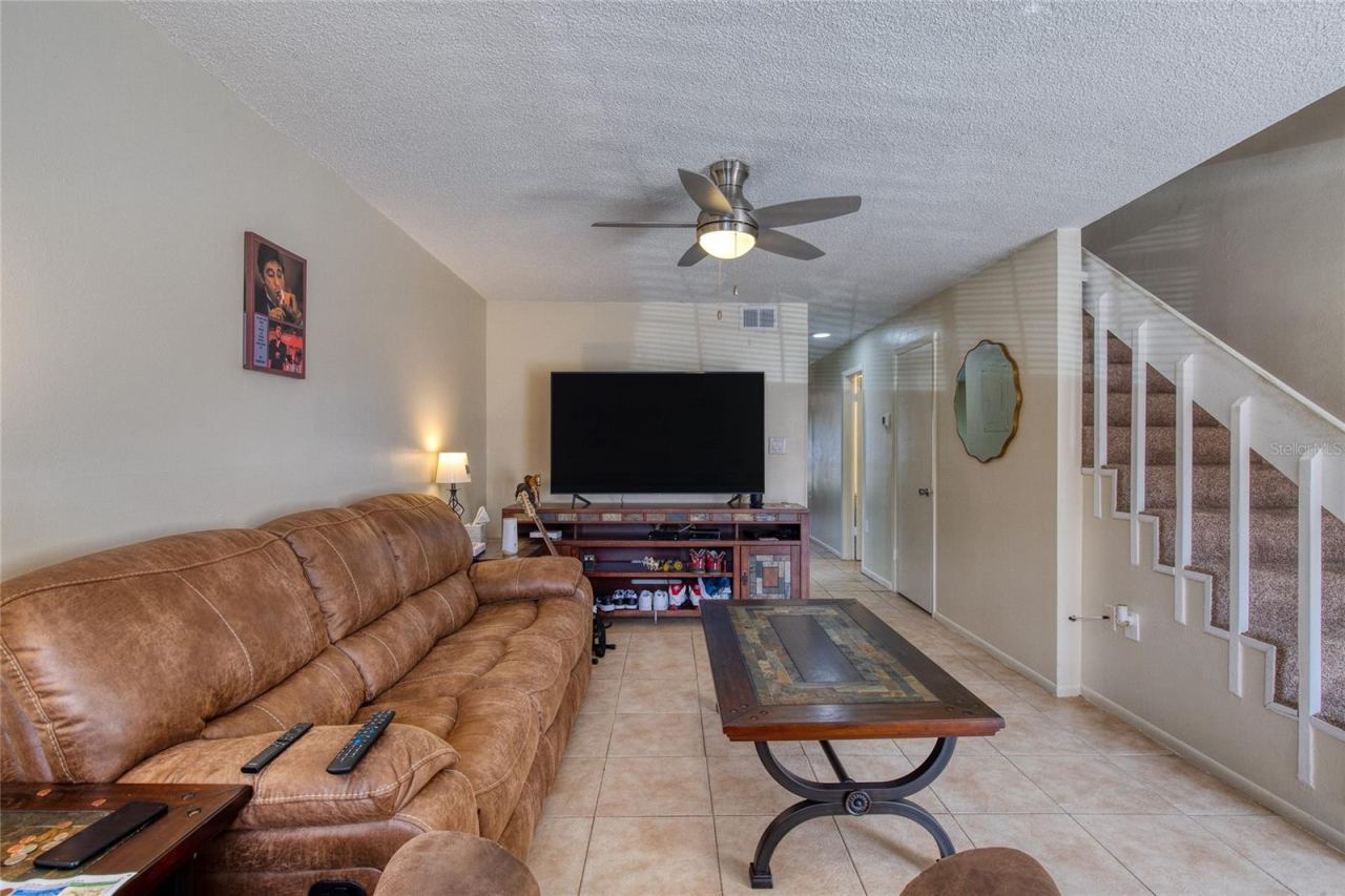 Photo 10 of 20