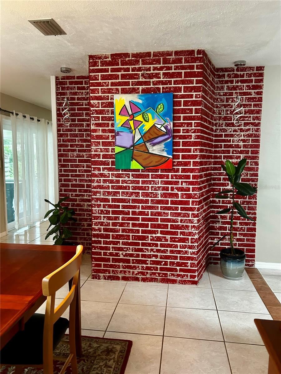 Photo 12 of 20