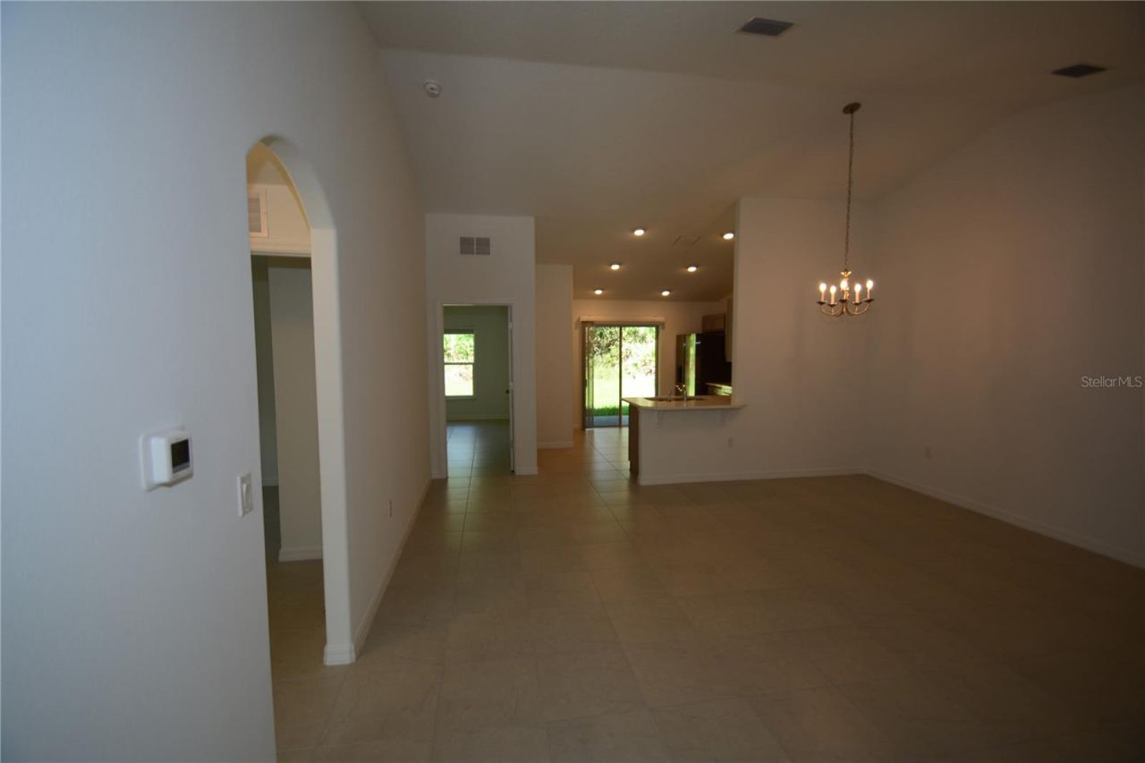 Photo 6 of 20