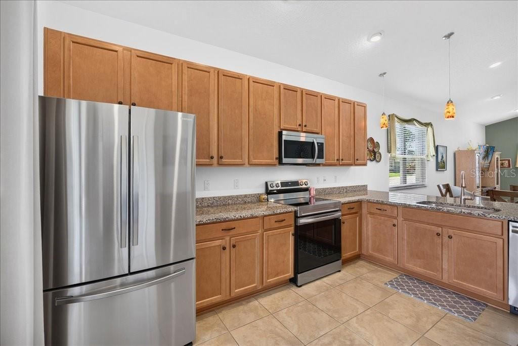 Photo 15 of 20: Stainless steel appliances