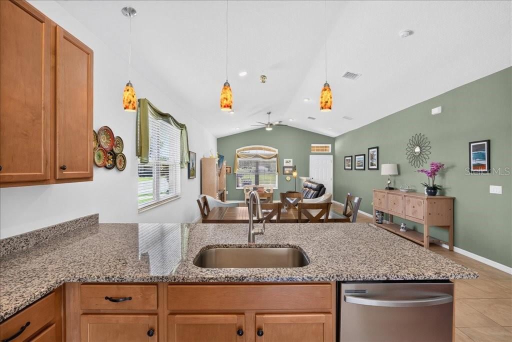 Photo 17 of 20: Granite Countertops