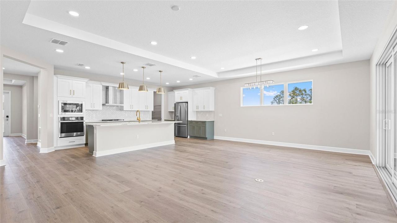 Photo 13 of 20: Great Room to Kitchen