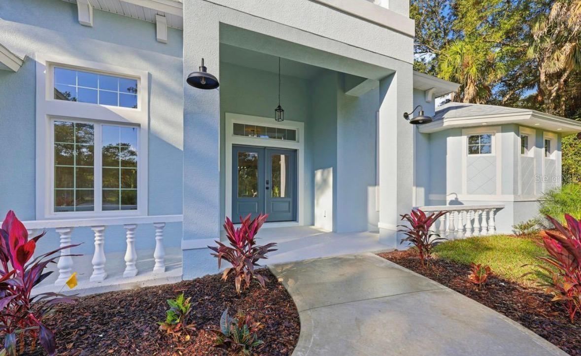 Photo 2 of 20: Front Porch